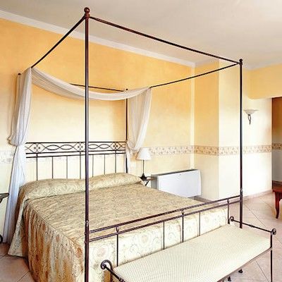 Ambrosina 3*