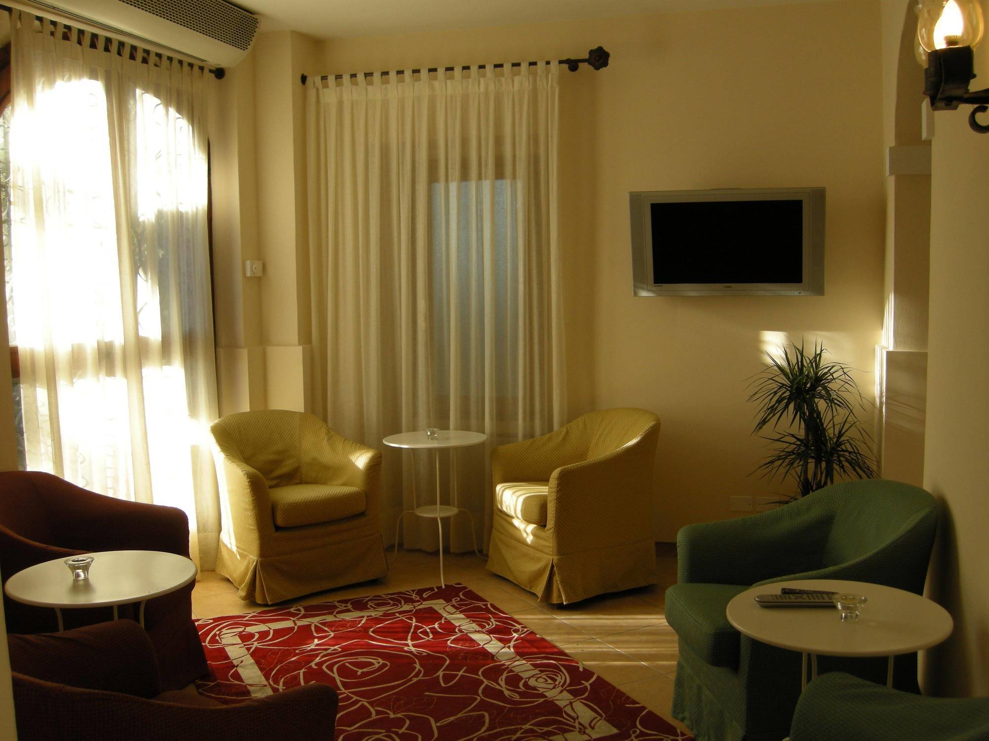 Ambrosina 3*