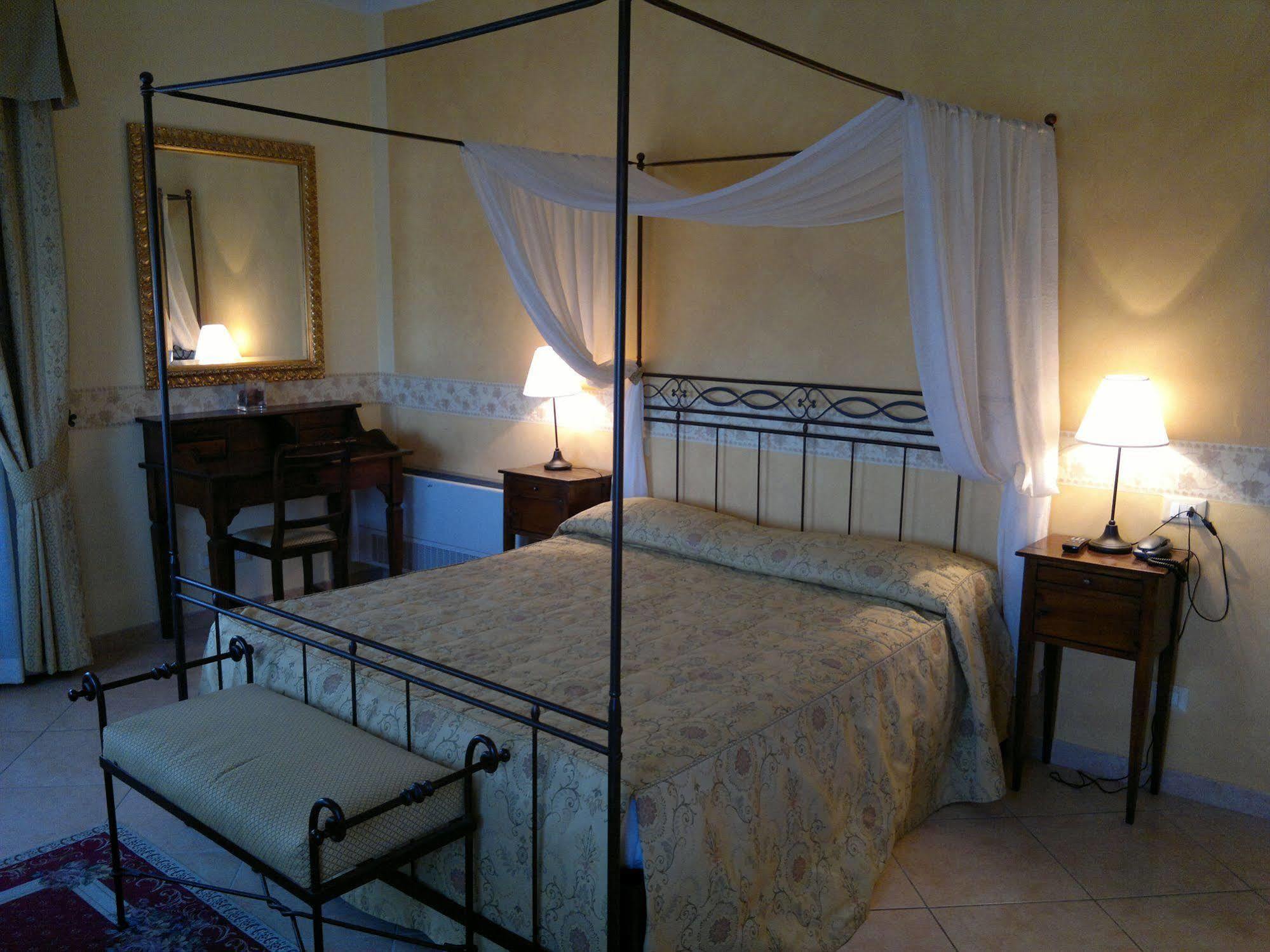Hotel Ambrosina
